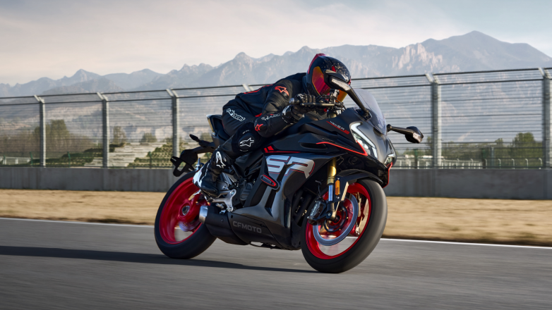 Η CFMOTO ανακοίνωσε την τιμή της νέας σπορ CF 450SR-S του 2024