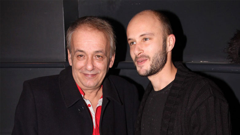 Ο Ανδρέας Μικρούτσικος αποκαλύπτει: «Με έβγαλε φωτογραφία μόλις βγήκα από την εντατική και τον έπιασε ο γιος μου»