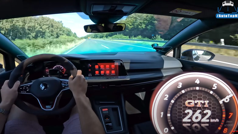 Δείτε το Golf GTI Clubsport να πιάνει με χαρακτηριστική ευκολία τα 250χλμ./ώρα στην Autobahn