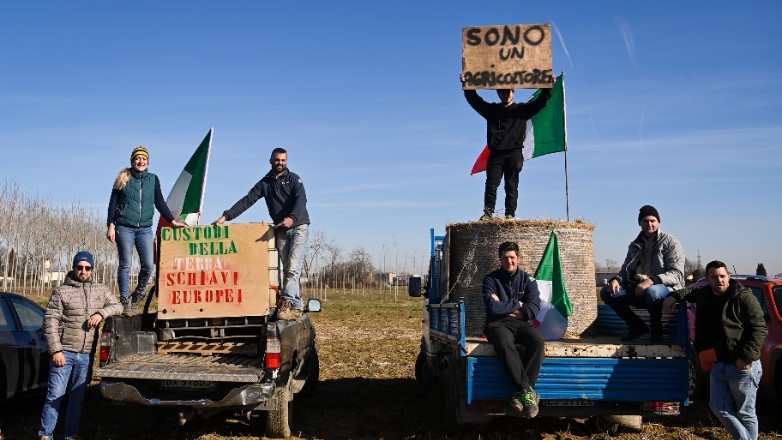Από την Πέμπτη θα αρχίσουν να πλησιάζουν στη Ρώμη οι αγρότες με τα τρακτέρ τους