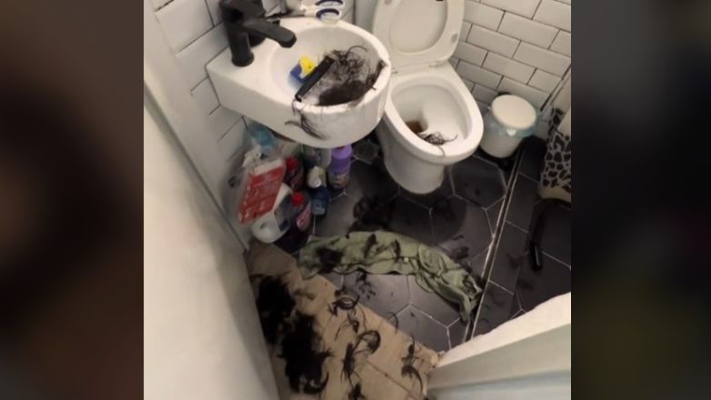 Κουρεύτηκε και έκανε μπάνιο στο σπίτι που διέρρηξε