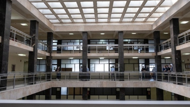 Για κακούργημα απολογήθηκε η 33χρονη που βιντεοσκόπησε τον πρώην της