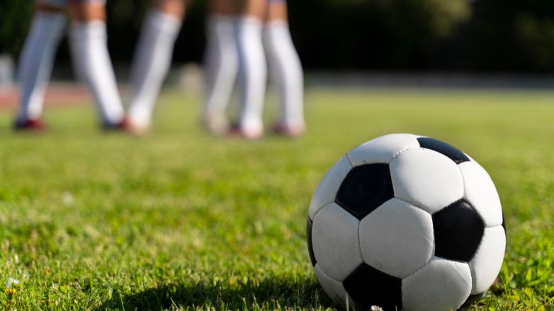 Θεσσαλονίκη: Επεισόδιο σε αγώνα τοπικού πρωταθλήματος – Πιάστηκαν στα χέρια πρόεδρος ομάδας και διαιτητής