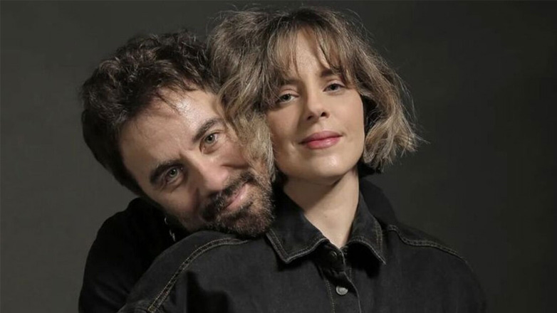 Ο Θανάσης Τσαλταμπάσης μιλάει πρώτη φορά μετά τη γέννηση της κόρης του