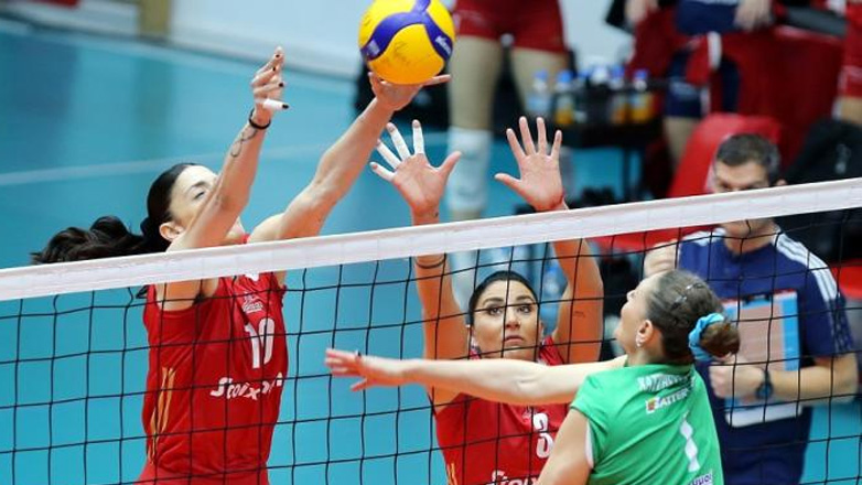 Βόλεϊ: Διπλή παρέμβαση εισαγγελέα για τον σπίκερ του Ολυμπιακού που έβριζε χυδαία διαιτητή