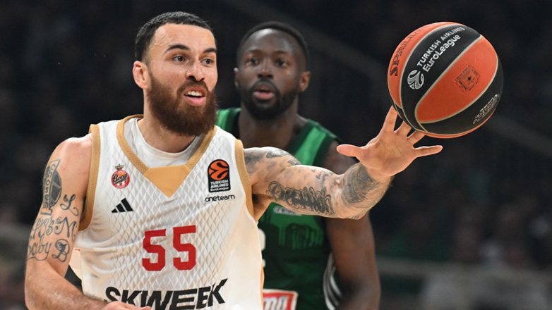 Ο Μάικ Τζέιμς χρειάζεται 50 πόντους για να ξεπεράσει τον Σπανούλη και να γίνει πρώτος σκόρερ της Euroleague