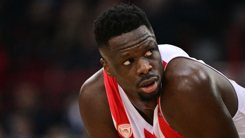 Ολυμπιακός: Στη διάθεση του Μπαρτζώκα ο Φαλ