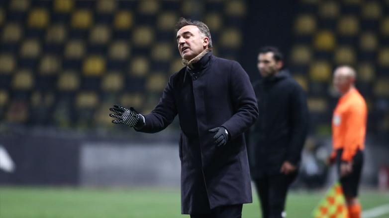 «A Bola»: Τελειώνει τον Καρβαλιάλ ο Ολυμπιακός