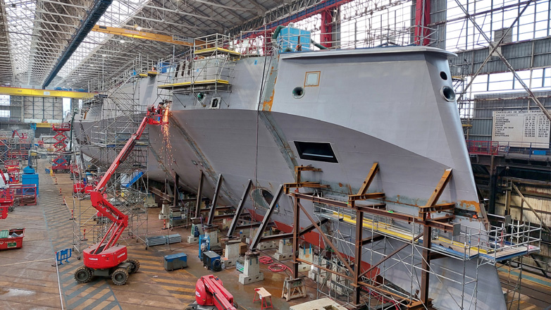 Naval Group: Η φρεγάτα «Νέαρχος» παίρνει σάρκα και οστά