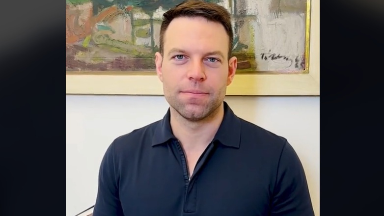 Κασσελάκης: «Δε το μάθατε γιατί η προπαγάνδα της Νέας Δημοκρατίας δε σας επιτρέπει»