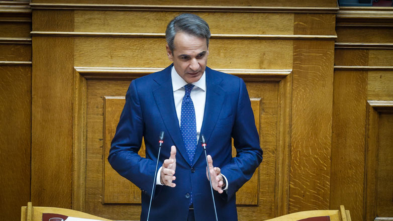 Η στεγαστική κρίση στη Βουλή: Ο Κ. Μητσοτάκης απαντάει σε επίκαιρη ερώτηση του Ν. Ανδρουλάκη