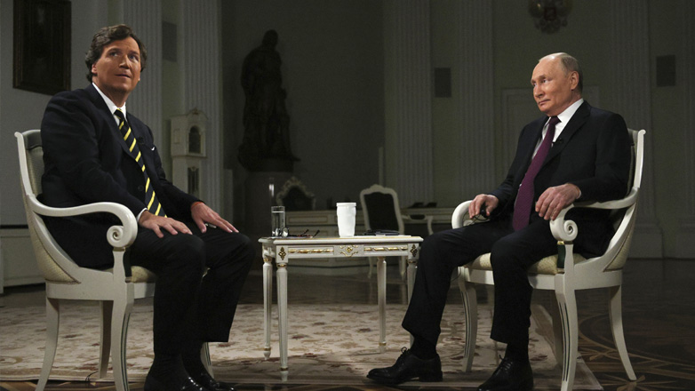 Όλη η συνέντευξη του Πούτιν στον Τάκερ Κάρλσον με ελληνικούς υπότιτλους