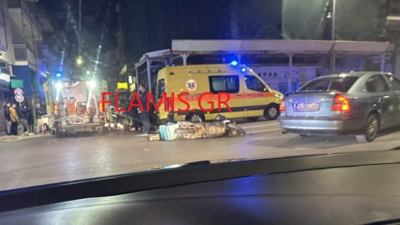 Πάτρα: Σοβαρό τροχαίο με δύο τραυματίες στη Γούναρη