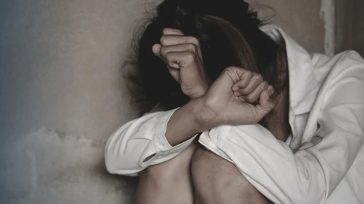 Λάρισα: Χειροπέδες σε 54χρονο που θώπευε την εγγονή του