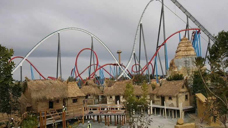 Ισπανία: Δέκα τέσσερις άνθρωποι τραυματίστηκαν όταν δέντρο έπεσε πάνω σε τρενάκι του λούνα παρκ