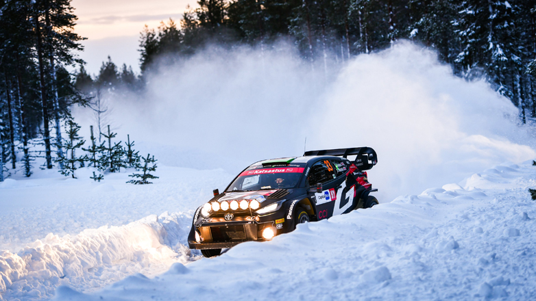 WRC: Οι προβολείς στράφηκαν στα χιονισμένα βουνά της Σουηδίας