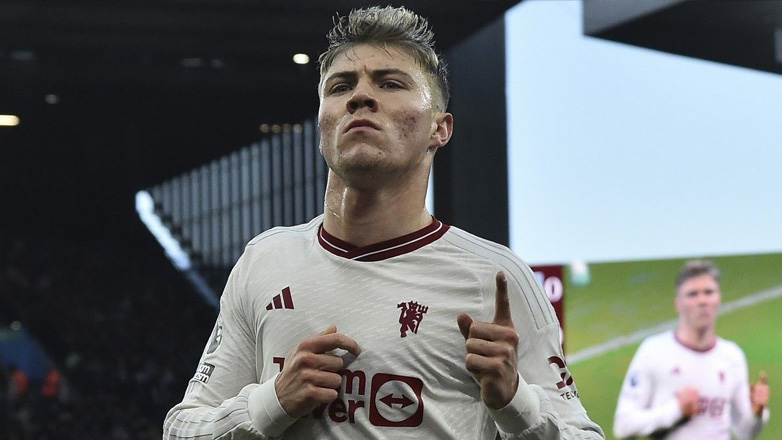 Αγγλία: Ο ΜακΤόμινεϊ «ξελάσπωσε» και πάλι τη Μάντσεστερ Γιουνάιτεντ!