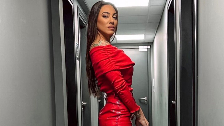 Η Ευρυδίκη Βαλαβάνη αποκαλύπτει: «Έχω κάνει αυξητική στήθους…»