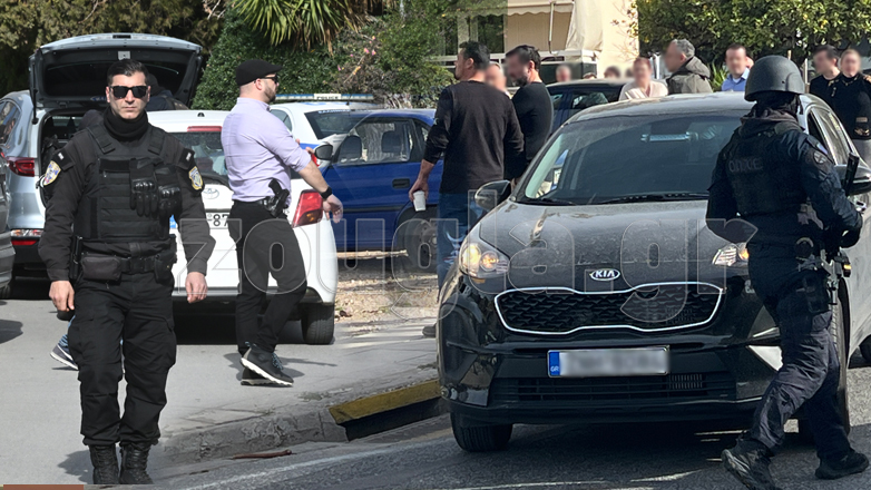 Ένας νεκρός και δύο τραυματίες από πυροβολισμούς σε ναυτιλιακή εταιρεία στη Γλυφάδα