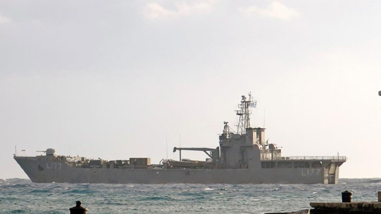 Μεταφορά αγαθών πρώτης ανάγκης στα Κύθηρα από το Αρματαγωγό «ΡΟΔΟΣ»