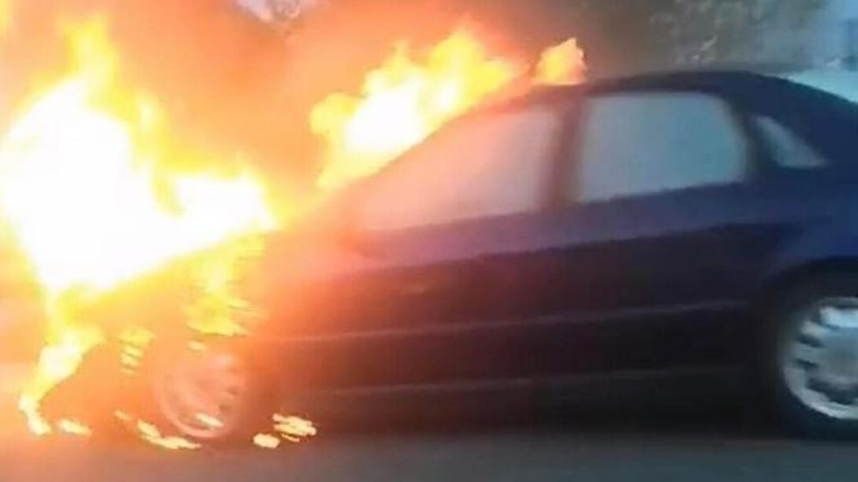 Θεσσαλονίκη: Αυτοκίνητο τυλίχθηκε στις φλόγες στην Εγνατία Οδό