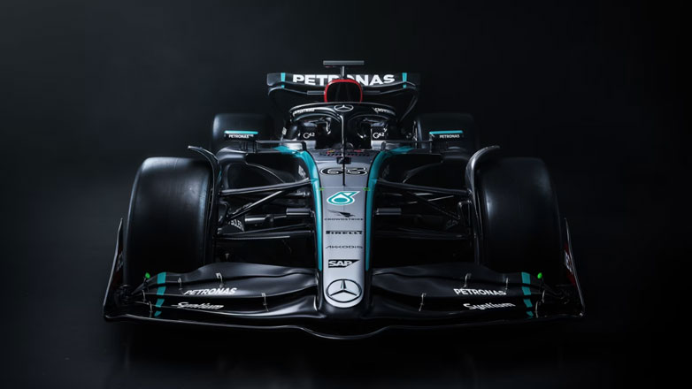 F1: Η Mercedes παρουσίασε το φετινό της μονοθέσιο – Αυτή είναι η W15 E-Performance