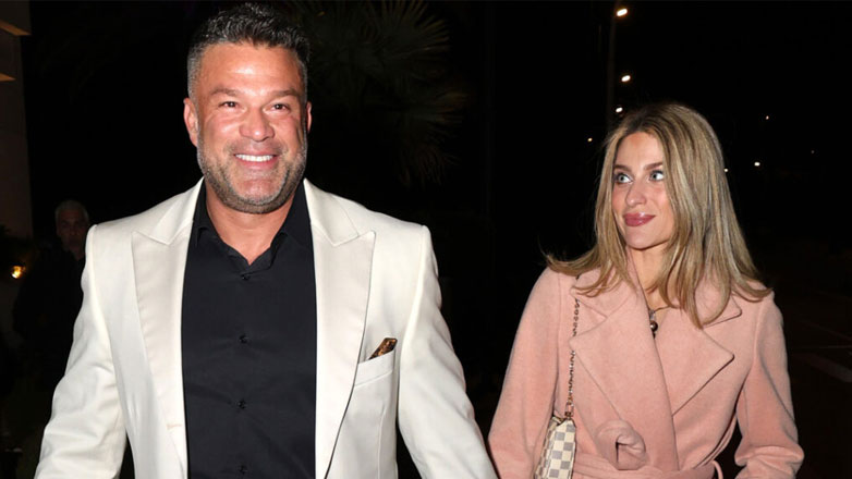 Κώστας Σόμμερ – Βαλεντίνη Παπαδάκη: Βραδινή έξοδος σε γνωστό εστιατόριο στην Αθηναϊκη Ριβιέρα