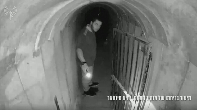 Ισραήλ: Αποκαλυπτικό βίντεο με τον αρχηγό της Χαμάς σε σήραγγα κάτω από την Χαν Γιούνις