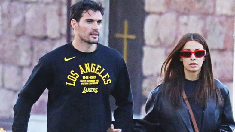 Η Ελένη Φουρέιρα απαθανατίζει για πρώτη φορά τον Αλμπέρτο Μποτία με τον γιο τους