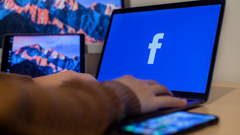 Facebook Marketplace: Χάκερς διέρρευσαν τα στοιχεία 200.000 χρηστών στο «σκοτεινό» Διαδίκτυο