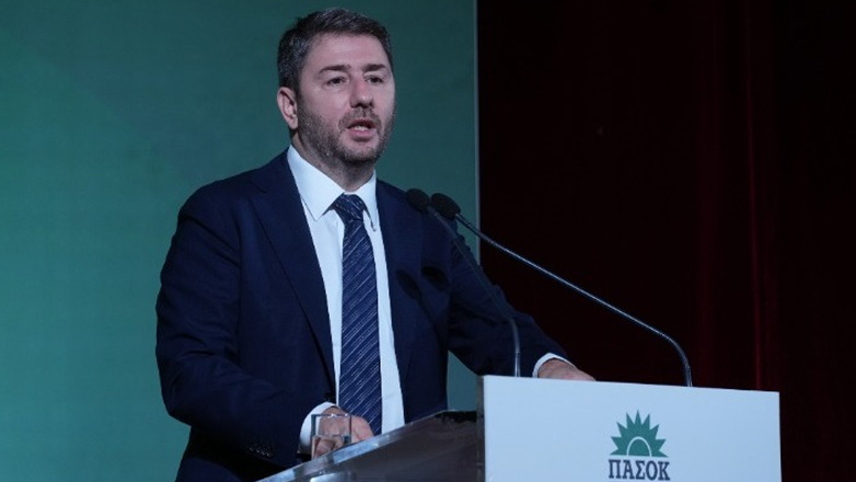 Ανδρουλάκης: Το κόμμα που κάποιοι είχαν καταδικασμένο αναγεννήθηκε και είναι έτοιμο να ξανακερδίσει τη Νέα Δημοκρατία Ανδρουλάκης: Το κόμμα που κάποιοι είχαν καταδικασμένο αναγεννήθηκε και είναι έτοιμο να ξανακερδίσει τη Νέα Δημοκρατία