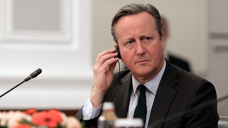 Έπαινοι στην Ελλάδα από τον Ντέιβιντ Κάμερον για τον νόμο για τα ομόφυλα ζευγάρια