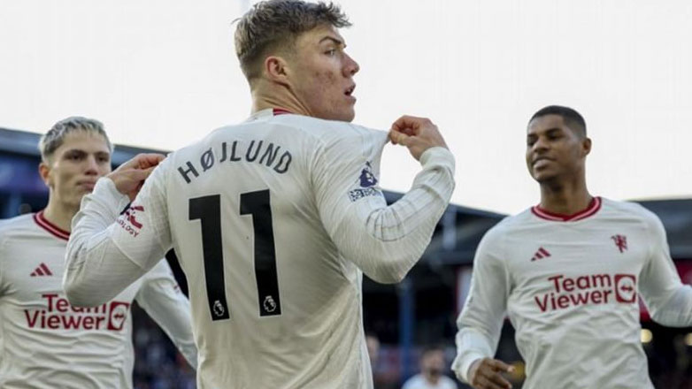 Αγγλία: Νίκη για την Μάντσεστερ Γιουνάιτεντ, 2-1 τη Λούτον