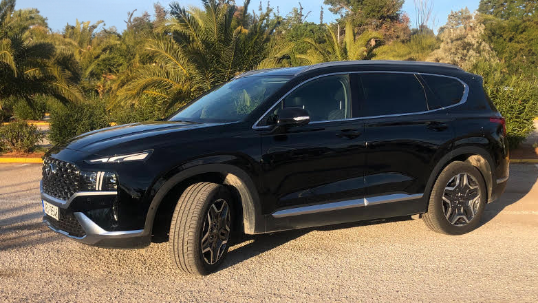 Santa Fe Plug-in Hybrid: Οδηγούμε τη ναυαρχίδα της Hyundai