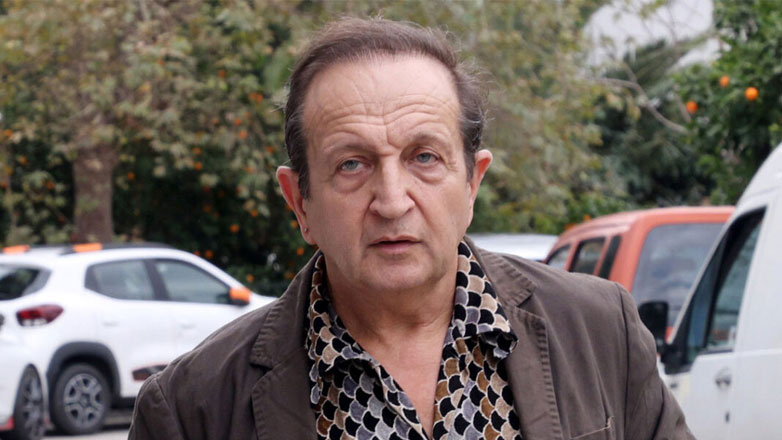 Ο Σπύρος Μπιμπίλας αποκαλύπτει: «Με 25 ανθρώπους έχω πάει στη ζωή μου… »