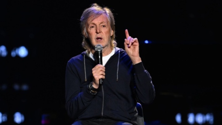 Μπάσο του Πολ ΜακΚάρτνεϊ που είχε κλαπεί το 1972 βρέθηκε και επιστράφηκε