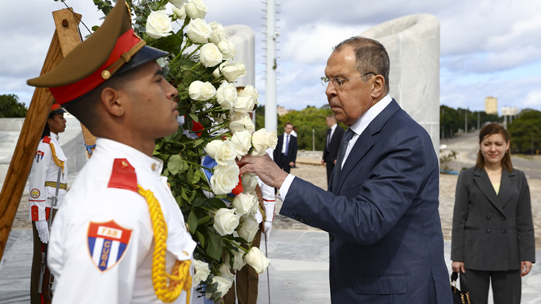 Στην Κούβα ο ΥΠΕΞ της Ρωσίας – Πυρά κατά της «ηγεμονίας» των ΗΠΑ