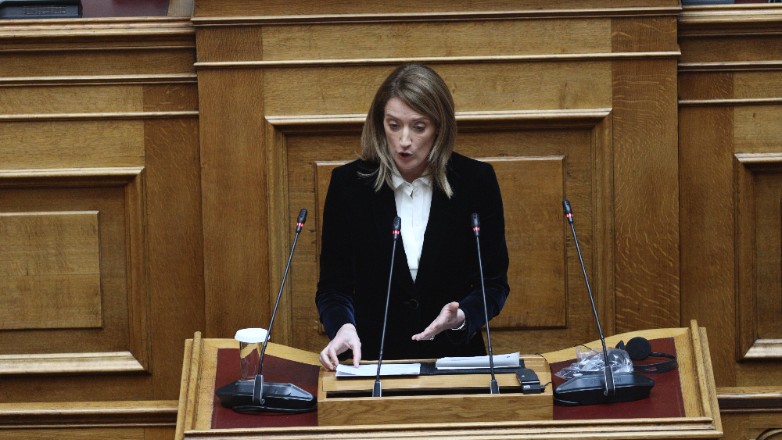 Μέτσολα από Βουλή: «Θέλω να αποτίσω φόρο τιμής στην Δημοκρατία, τιμώντας τον Αλεξέι Ναβάλνι»