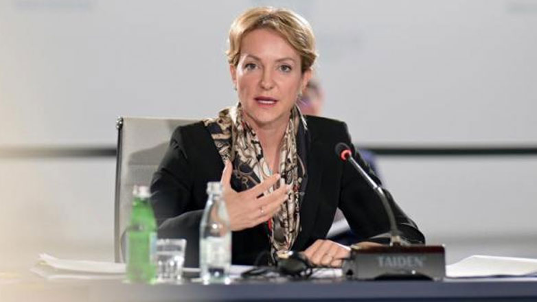 Σδούκου: Κλιματική ουδετερότητα με «γέφυρα» την ανάπτυξη κοιτασμάτων φυσικού αερίου