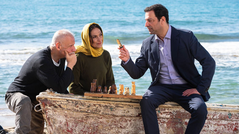 Το «Φωτιά και Νερό» της αείμνηστης Χρύσας Σπηλιώτη στο Θέατρο «Μικρό Γκλόρια»