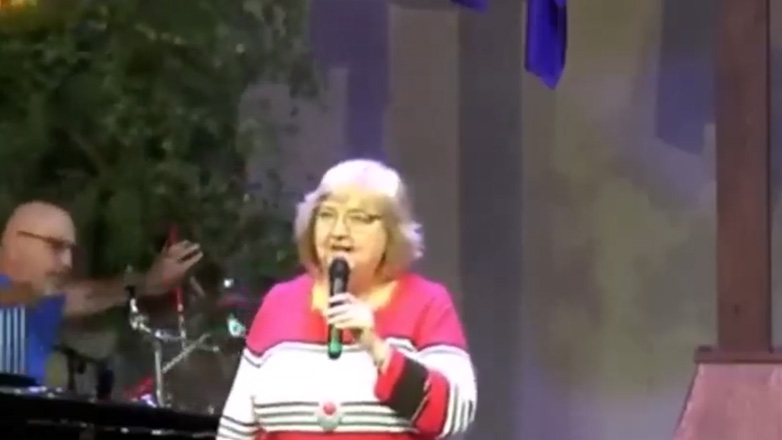 Ντράμερ εναντίον γλάστρας