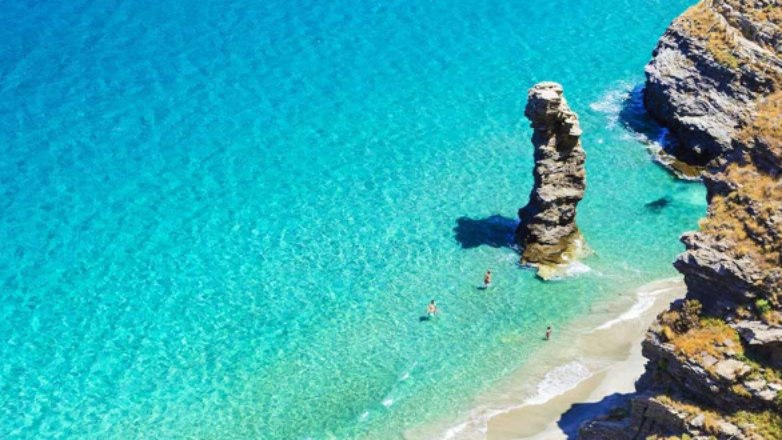 EL PAIS: Η Άνδρος στους 10 καλύτερους εναλλακτικούς προορισμούς της Ευρώπης για το 2024