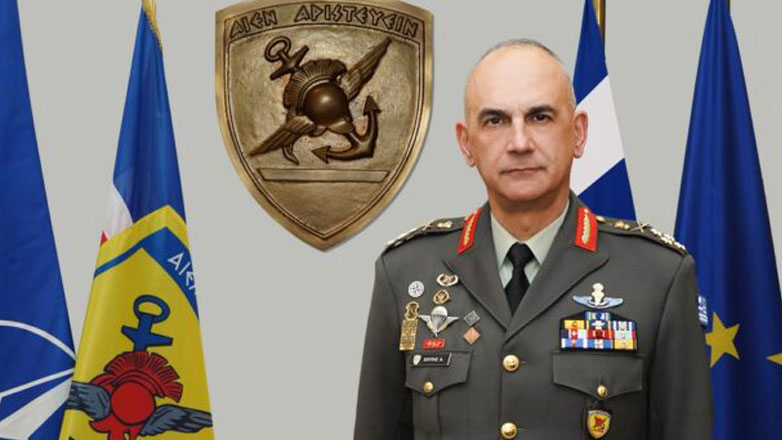 Εθιμοτυπική επίσκεψη του Αρχηγού ΓΕΕΘΑ στον Αρχιεπίσκοπο Ιερώνυμο Εθιμοτυπική επίσκεψη του Αρχηγού ΓΕΕΘΑ στον Αρχιεπίσκοπο Ιερώνυμο