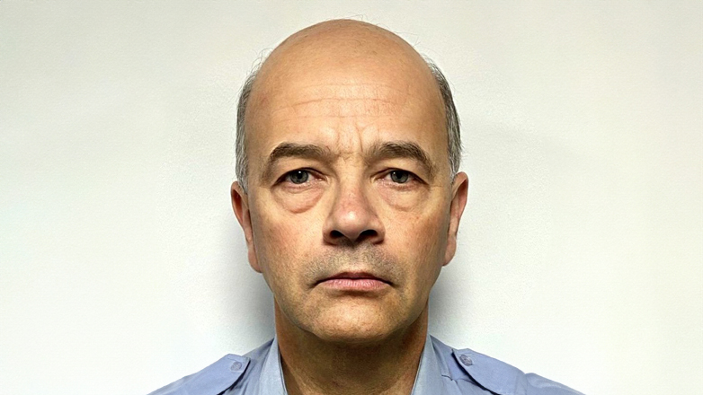 Ο ρόλος Χαρίτση, Βορίδη, ΣΥΡΙΖΑ, ΝΔ στη σύλληψη και φυλάκιση του Julian Assange