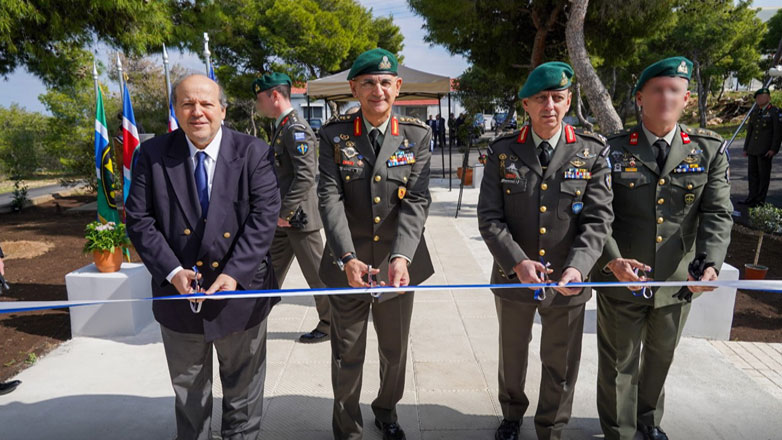 Ο Αρχηγός ΓΕΕΘΑ εγκαινίασε νέες κτιριακές εγκαταστάσεις στην έδρα του Ειδικού Τμήματος Αλεξιπτωτιστών