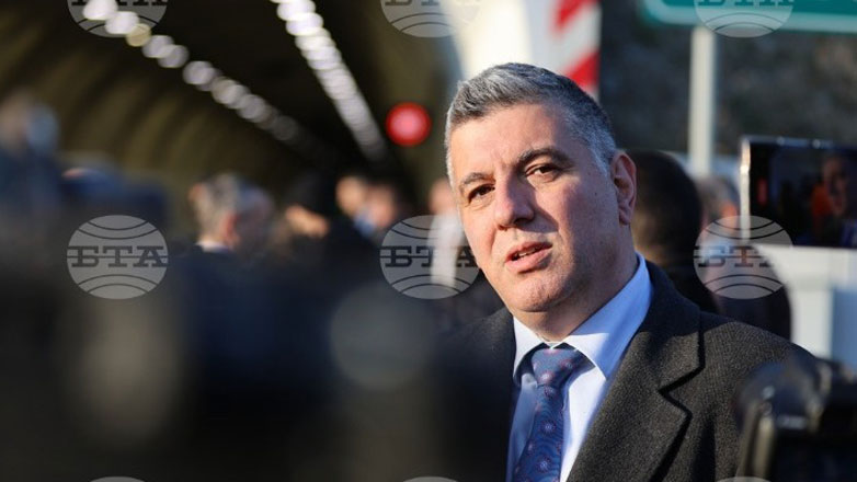 Τα εγκαίνια της σήραγγας Ζελέζνιτσα είναι βήμα προς την πλήρη συνδεσιμότητα των μεταφορών με τις γειτονικές χώρες