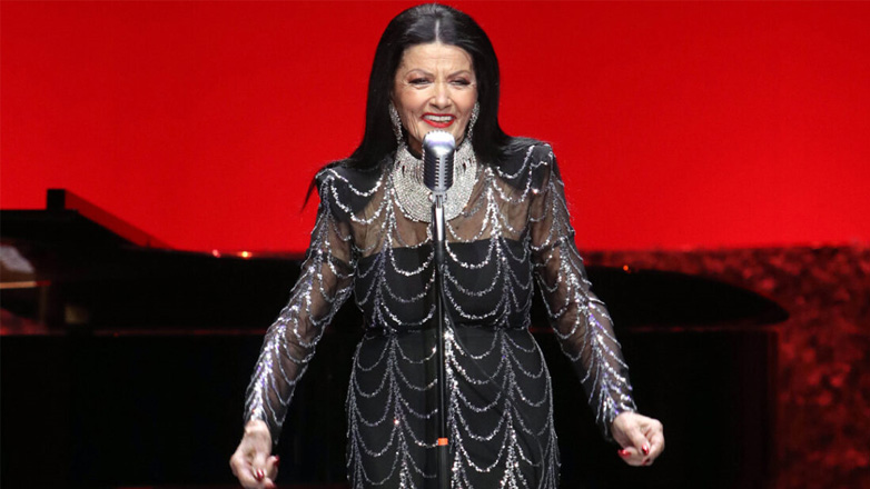 Ζωζώ Σαπουντζάκη: Το πρώτο της μήνυμα μέσα από το νοσοκομείο – Πότε παίρνει εξιτήριο