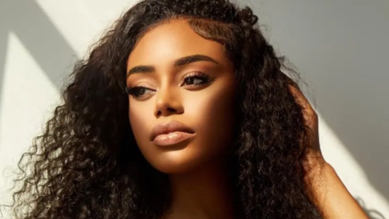 Δολοφονία μοντέλου: Τη βρήκαν σε ψυγείο φιμωμένη και δεμένη