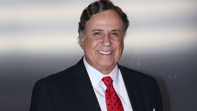 Ο Χάρης Ρώμας αποκαλύπτει: «Αν είχαμε κάνει αυτό το παιδί, σήμερα θα είχε τρεις μπαμπάδες»