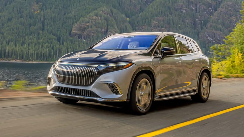 Mercedes: «Μάλλον ήμασταν υπερβολικά αισιόδοξοι στις προβλέψεις για την ηλεκτροκίνηση»